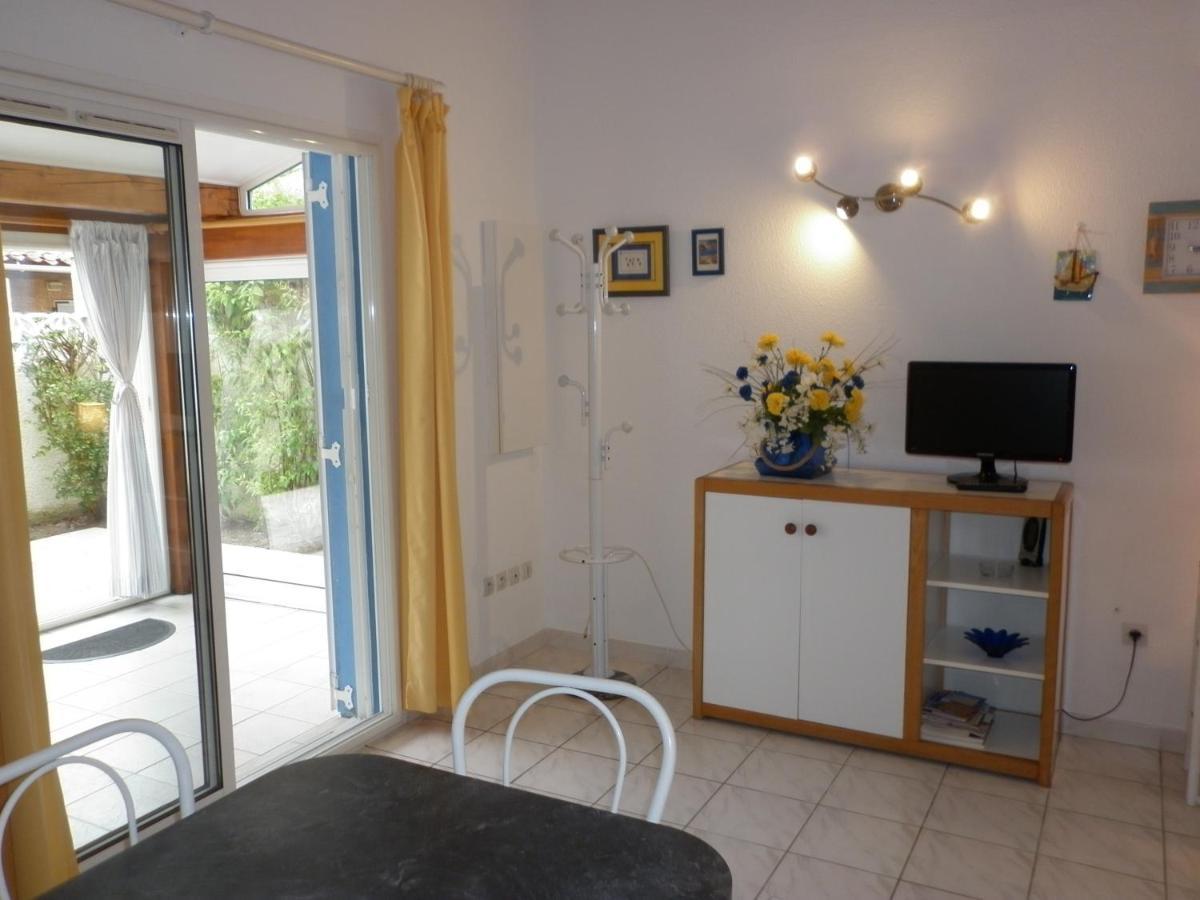 Les Amandines Villa Agde Buitenkant foto